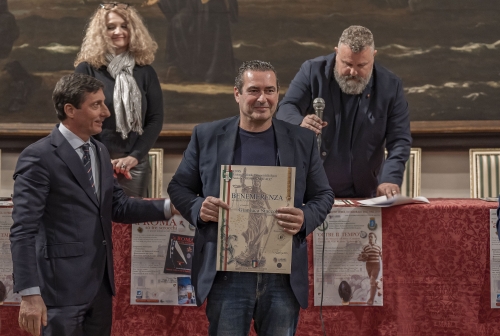 ARICCIA: STORIE DELLA ROMA PAPALINA NELLA PRESENTA...